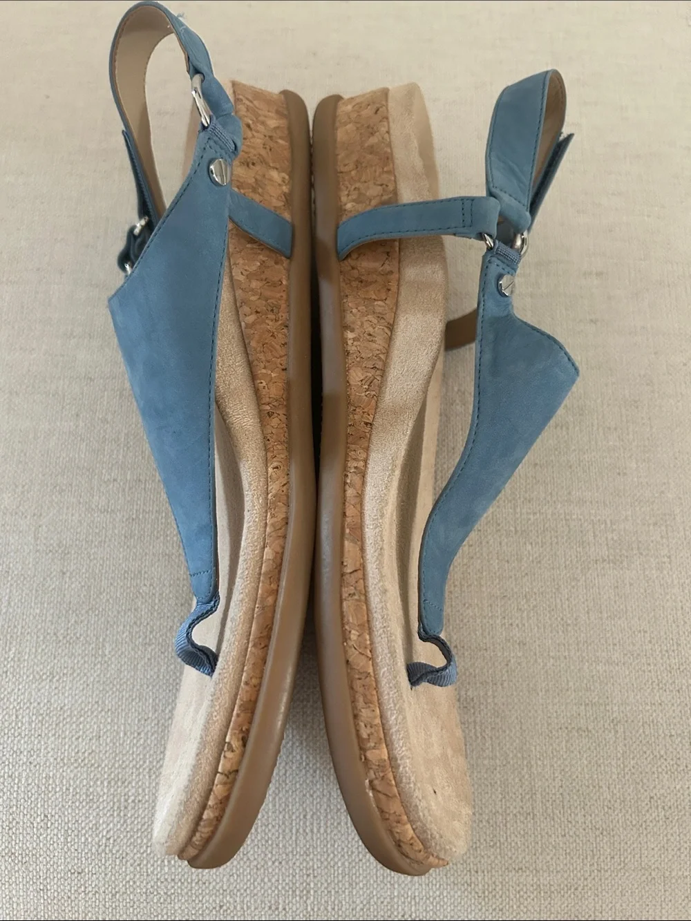 Vionic Kirra II (Women's) Sandals, Captain’ s Blue, Size 11, NWOT